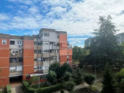 Sretena Miladinovića Mike | 4zida.rs