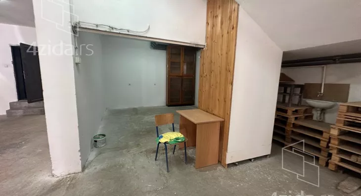 Poslovni prostor | 4zida