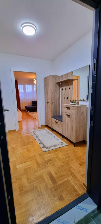 Cetinjska 1A | 4zida.rs