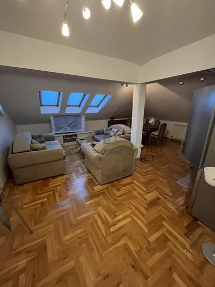 Danilova | 4zida.rs