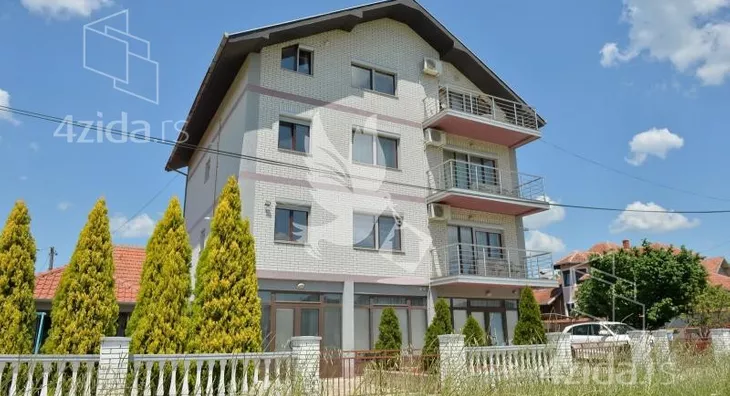 4-etažna kuća | 4zida