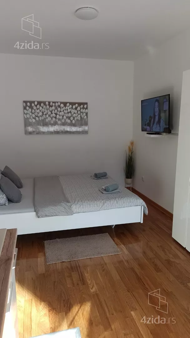 Garsonjera | 4zida