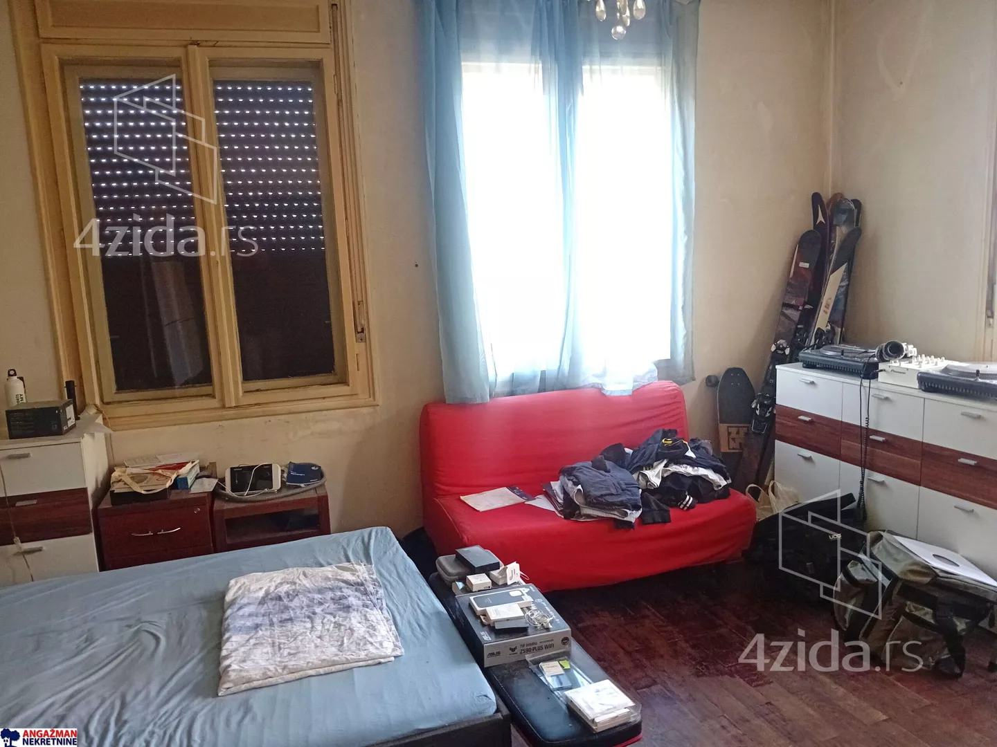 Petosoban stan | 4zida