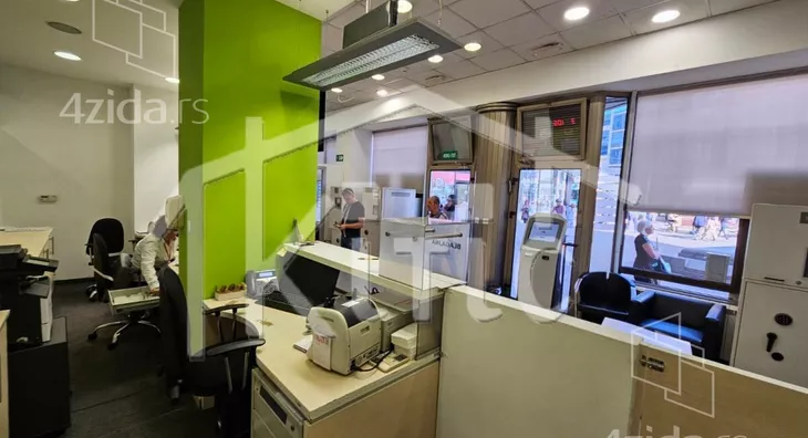 Poslovni prostor | 4zida