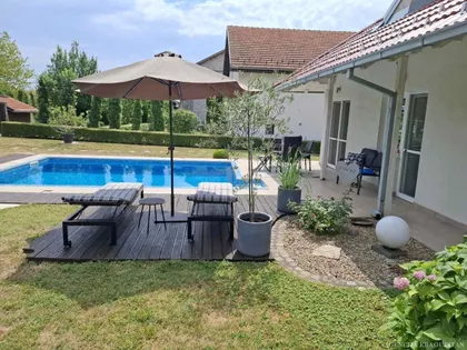 Šumarice | 4zida.rs
