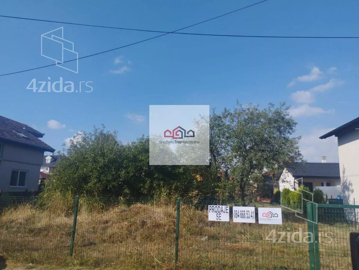 Plac | 4zida