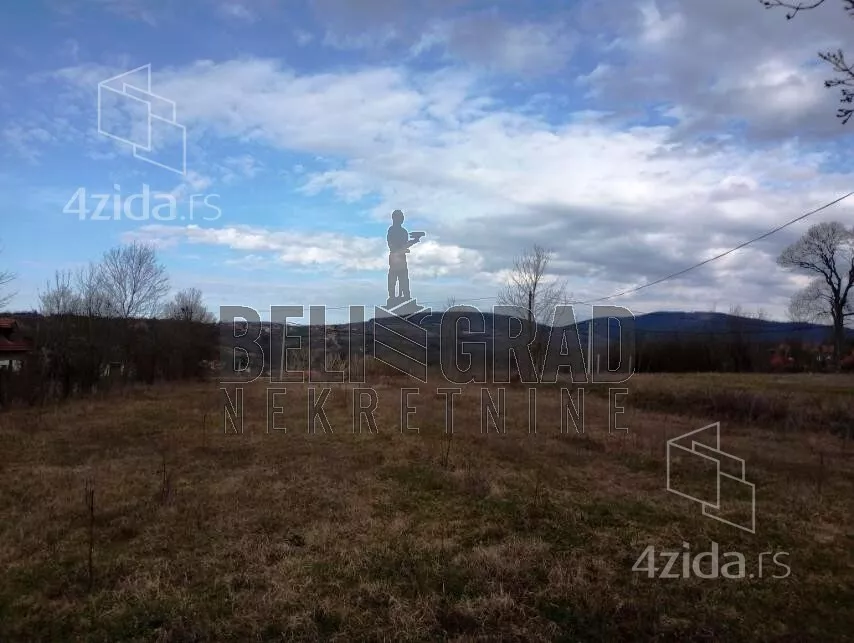 Plac | 4zida