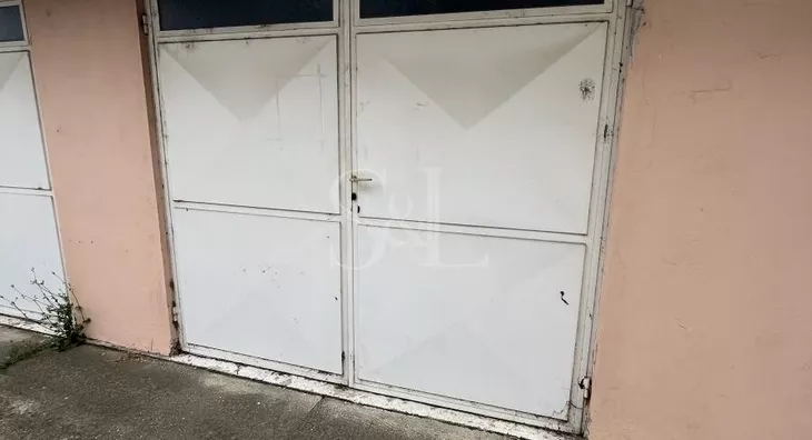 Lokal | 4zida