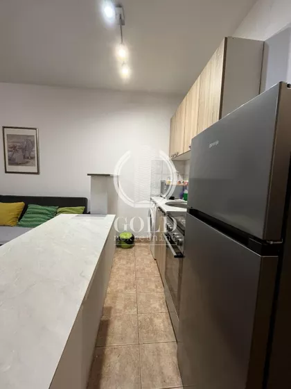 Valentina Vodnika | 4zida.rs