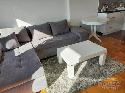 Bulevar Patrijarha Pavla (Somborski Bulevar) | 4zida.rs