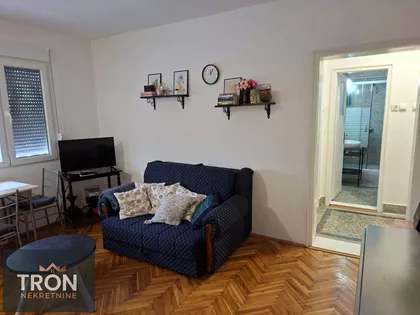 Nemanjina | 4zida.rs