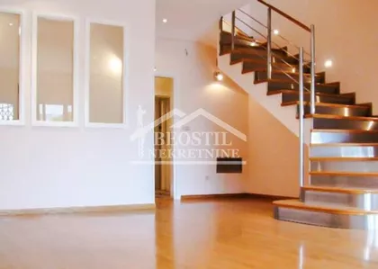 Aleksandra Tirnanića Tirketa | 4zida.rs