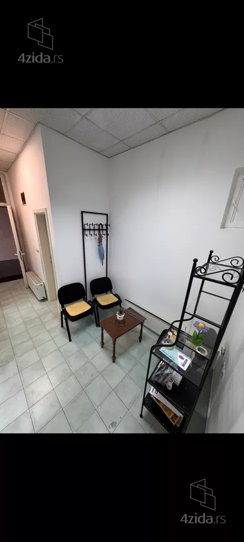 Lokal | 4zida