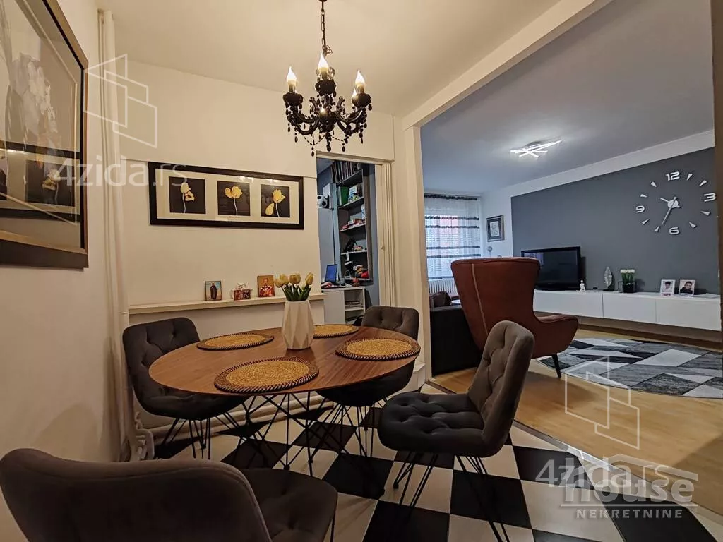 Troiposoban stan | 4zida