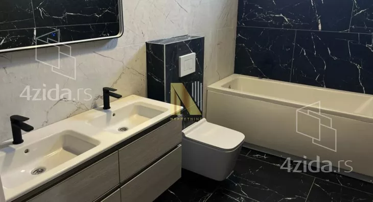 Četvoroiposoban stan | 4zida