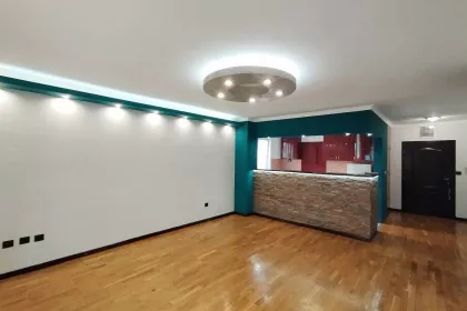 Kumodraška bb | 4zida.rs