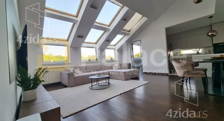 Petosoban stan | 4zida