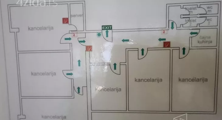 Poslovni prostor | 4zida