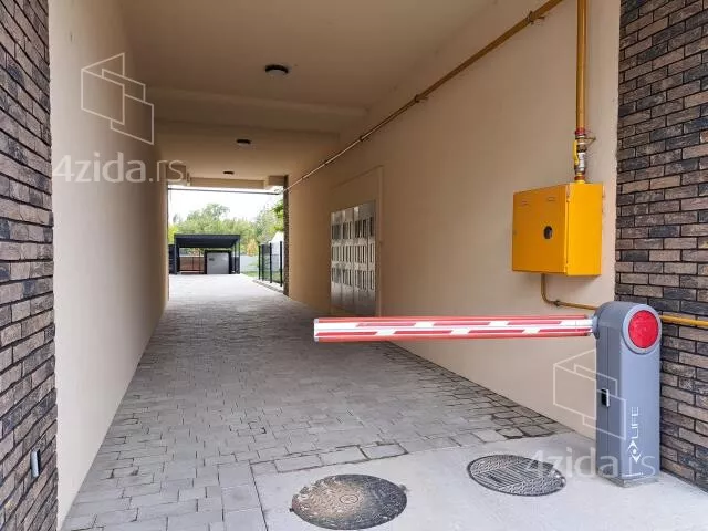 Garaža | 4zida