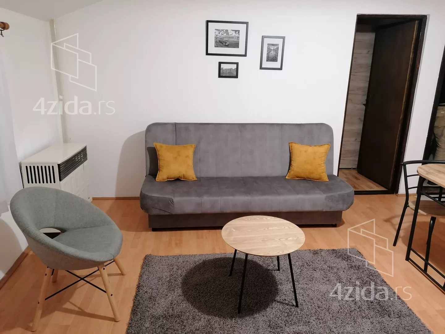 Jednoiposoban stan | 4zida