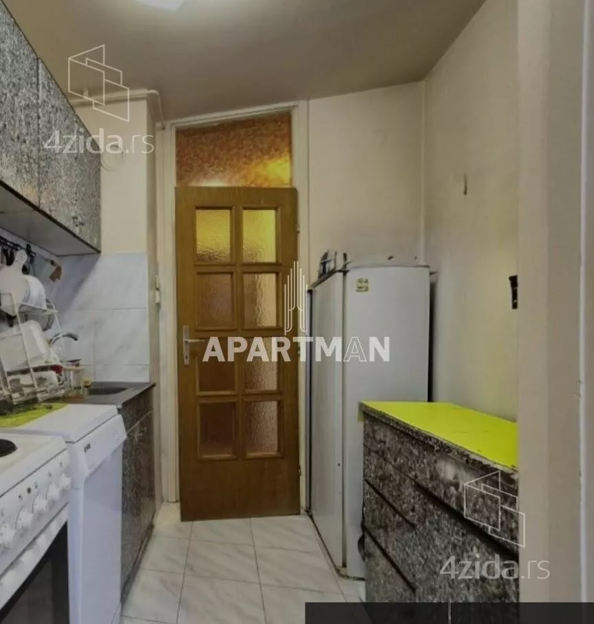 Troiposoban stan | 4zida