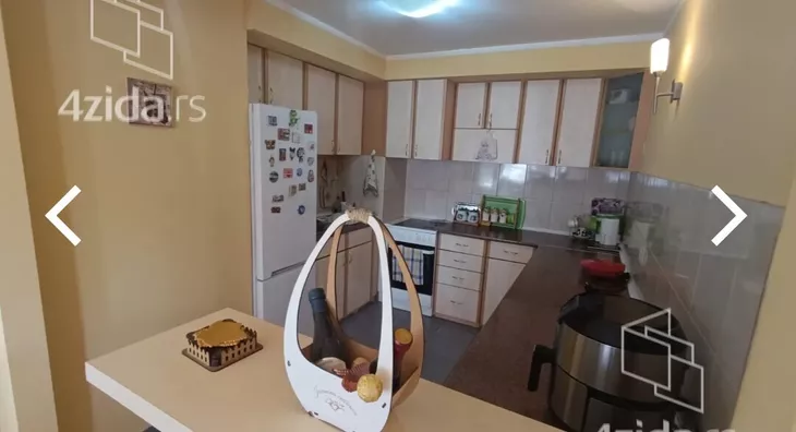 Troiposoban stan | 4zida