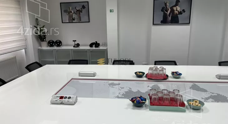 Poslovni prostor | 4zida