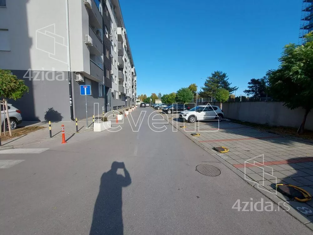 Garaža | 4zida