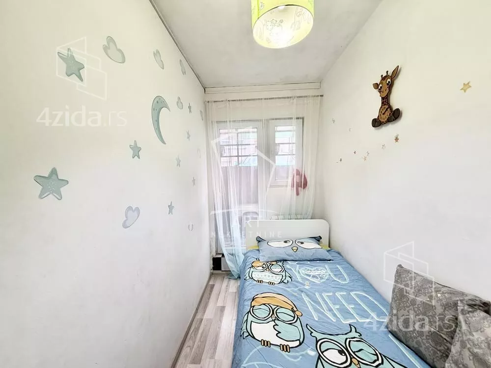 Troiposoban stan | 4zida