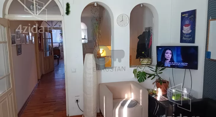 5-etažna kuća | 4zida