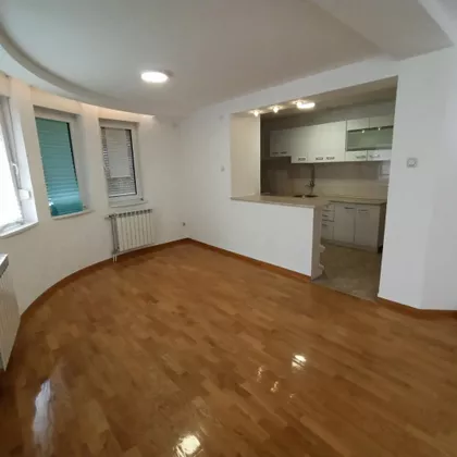 Železnička Kolonija 4 | 4zida.rs
