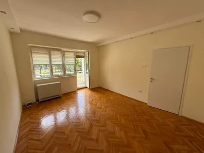Tošin Bunar | 4zida.rs