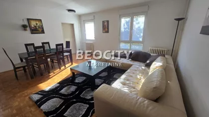 Ismeta Mujezinovića | 4zida.rs