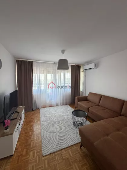 Bulevar despota Stefana | 4zida.rs
