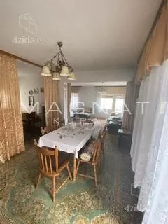 4-etažna kuća | 4zida