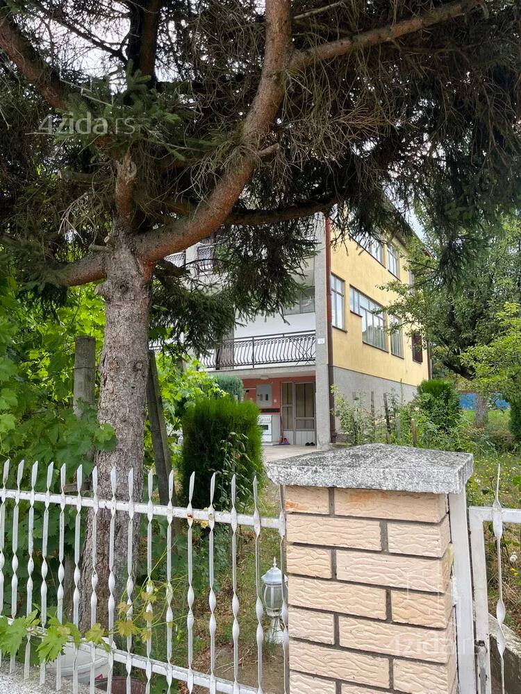 Kuća | 4zida