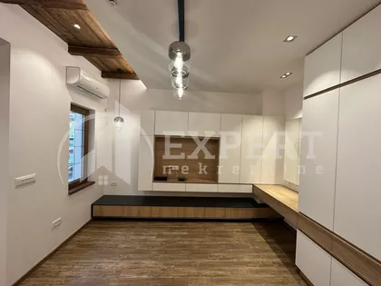 Jeronimova | 4zida.rs