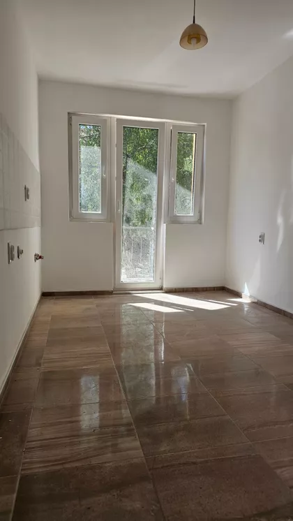 Nikole Tesle 16 | 4zida.rs