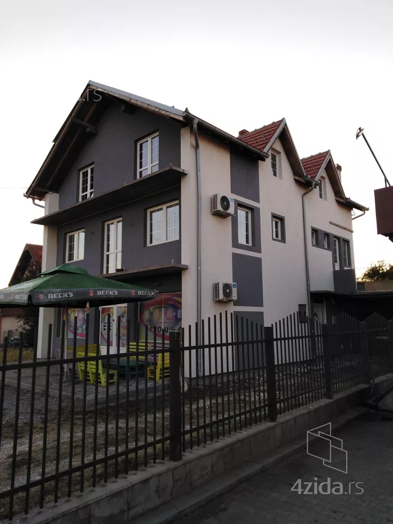 3-etažna kuća | 4zida