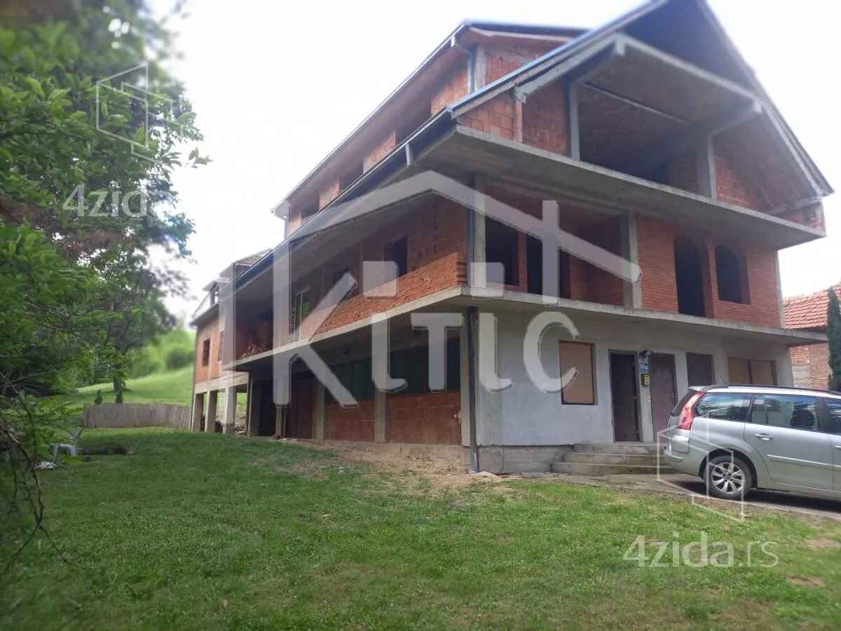 Kuća | 4zida