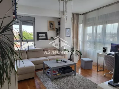 Hram Svetog Save | 4zida.rs