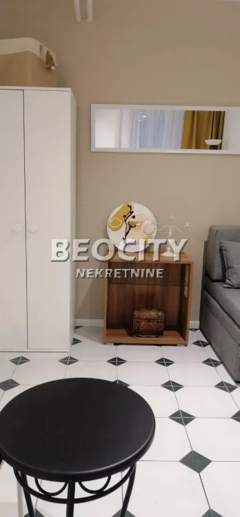 Hadžipopovac | 4zida.rs