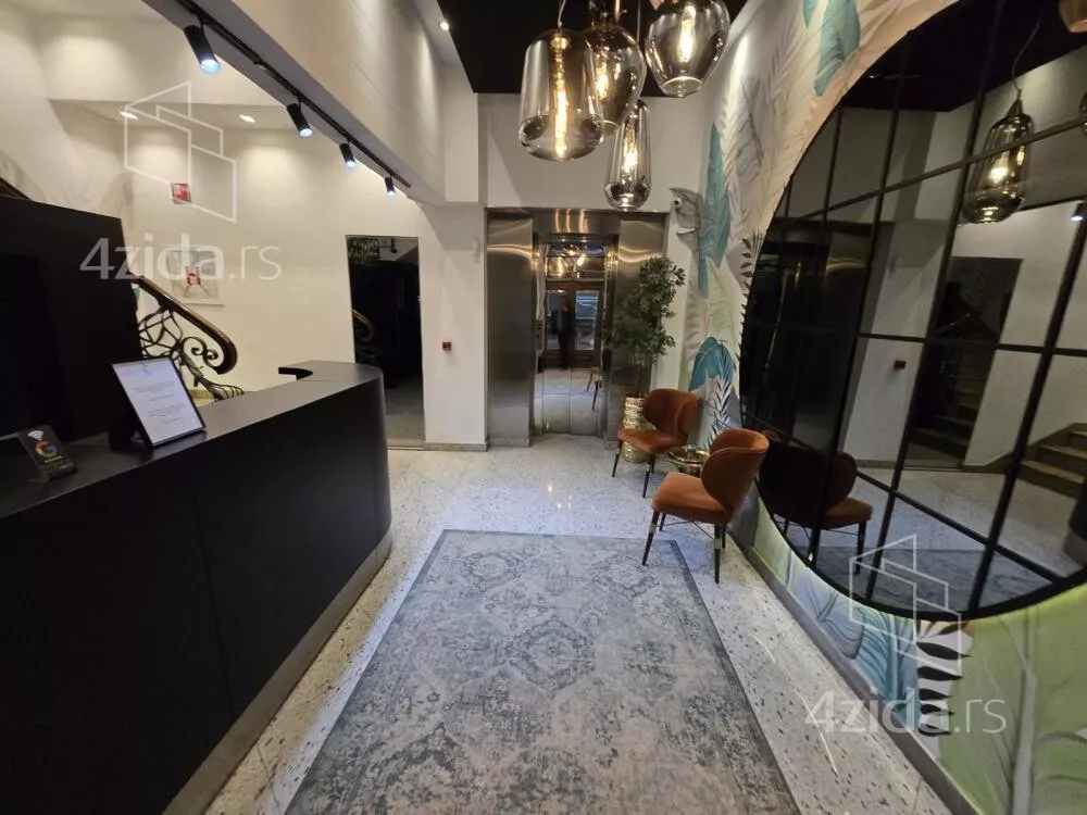 Šestosoban stan | 4zida