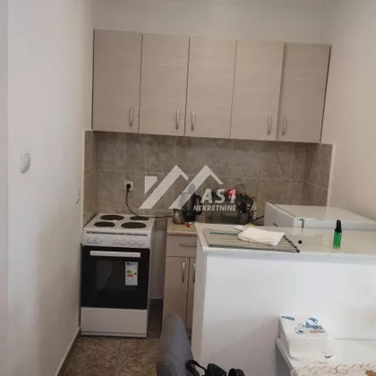 Cara Dušana | 4zida.rs