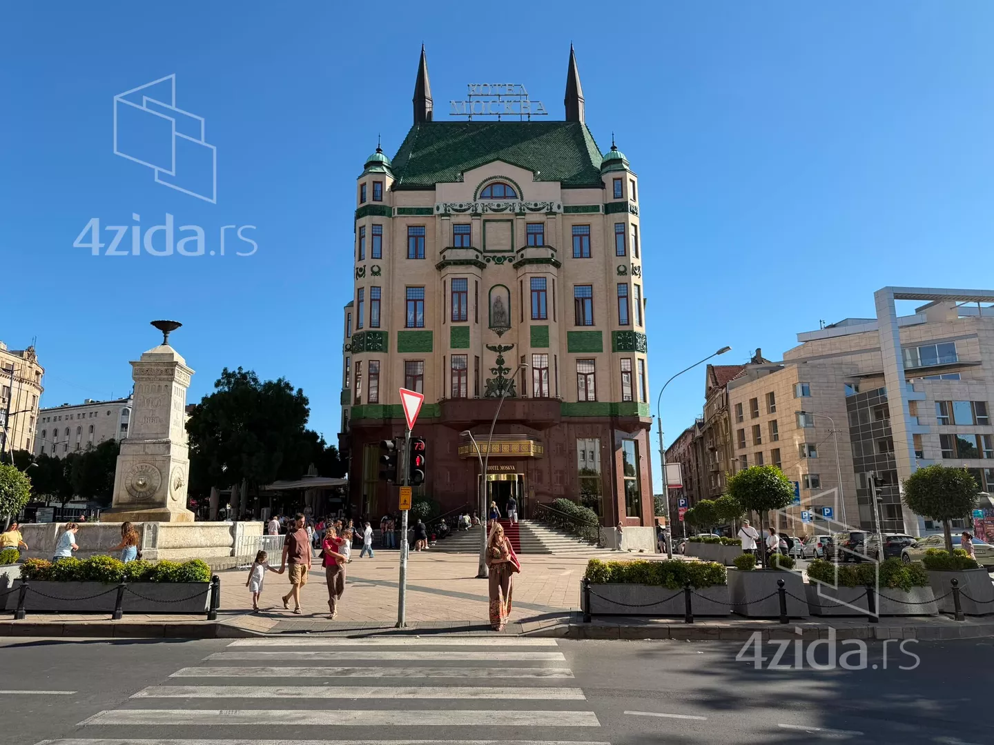 Sedmosoban stan | 4zida