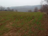Dragušica , Okolne lokacije, Knić | 4zida.rs
