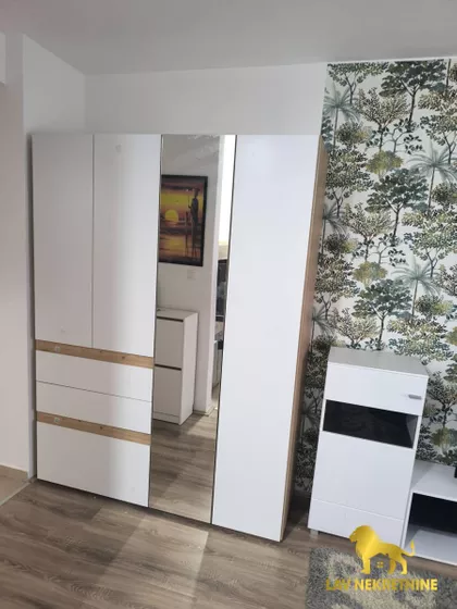 NOVA ULICA | 4zida.rs