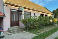 Krčedin, Okolne lokacije, Inđija | 4zida.rs | 4zida.rs