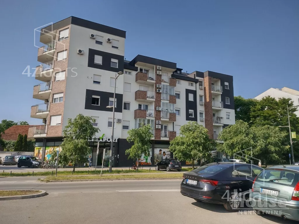 Dvoiposoban stan | 4zida