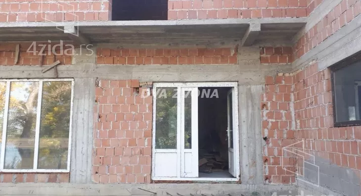 Ugostiteljski objekat | 4zida